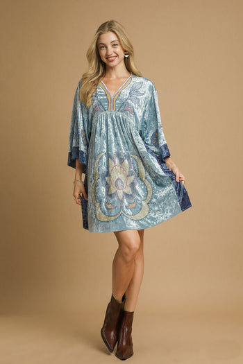 Umgee Velvet Mini Dress with Floral Embroidery in Denim M Umgee Velvet Mini Dress with Floral Embroidery in Denim M