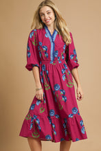 Load image into Gallery viewer, Umgee Floral Print Midi Dress in Berry Mix
