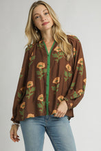 Load image into Gallery viewer, Umgee Floral Print Top in Brown Mix
