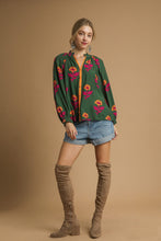 Load image into Gallery viewer, Umgee Floral Print Top in Green Mix
