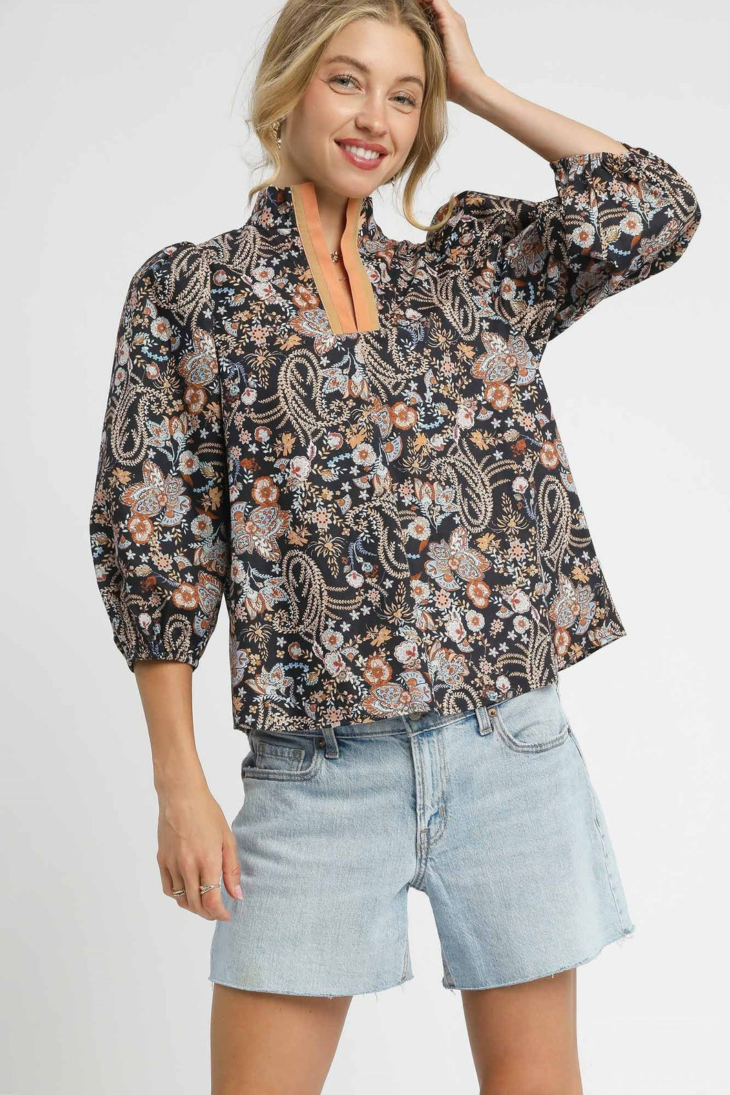 Umgee Mixed Floral Print Top in Black Mix