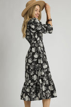Load image into Gallery viewer, Umgee Two Tone Floral Print Midi Dress in Black
