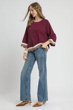 Load image into Gallery viewer, Umgee Color Block Linen Blend Top in Merlot
