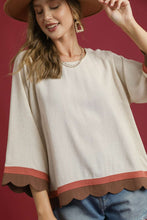 Load image into Gallery viewer, Umgee Color Block Linen Blend Top in Oatmeal
