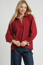 Load image into Gallery viewer, Umgee Textured Top with Contrasting Trim in Crimson
