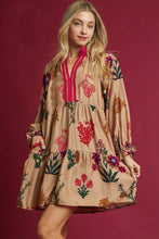 Load image into Gallery viewer, Umgee Mixed Floral Print Mini Dress in Tan Mix
