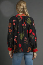 Load image into Gallery viewer, Umgee Mandarin Collar Floral Print Top in Black Mix
