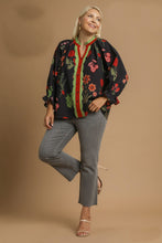 Load image into Gallery viewer, Umgee Mixed Floral Textured Top in Black Mix
