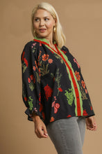 Load image into Gallery viewer, Umgee Mixed Floral Textured Top in Black Mix
