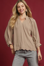 Load image into Gallery viewer, Umgee Solid Color Linen Blend Boho Top in Latte
