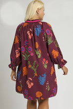 Load image into Gallery viewer, Umgee Floral Print Shift Mini Dress in Burgundy Mix
