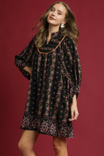 Load image into Gallery viewer, Umgee Boho Floral Print Mini Dress in Black

