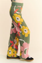 Load image into Gallery viewer, Davi &amp; Dani Floral Print Pants in Sage Pink
