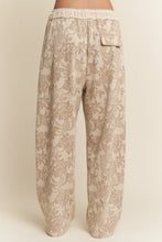 Load image into Gallery viewer, J.nna Textured Floral Print Pants in Multi Taupe
