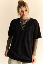 Load image into Gallery viewer, Davi &amp; Dani Rhinestone Sparkle T-Shirt in Black
