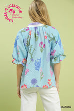 Load image into Gallery viewer, Umgee Floral Print Top with Scallop Trim Collar in Seafoam
