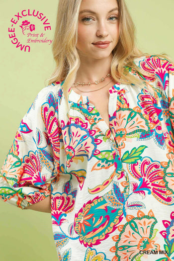 Umgee Paisley Print V Neck Top in Cream Mix