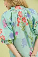 Load image into Gallery viewer, Umgee Exclusive Floral Puff Sleeve Scallop Hem Top in Seafoam
