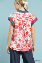Load image into Gallery viewer, Umgee Floral Split Neck Top in Pink

