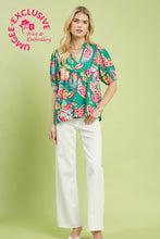 Load image into Gallery viewer, Umgee Paisley Print Top in Emerald Mix
