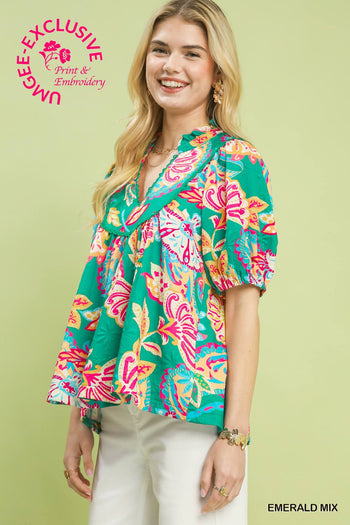 Umgee Paisley Print Top in Emerald Mix