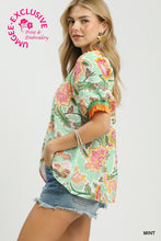 Load image into Gallery viewer, Umgee Vibrant Botanical Floral Print Top in Mint
