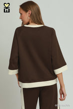 Load image into Gallery viewer, Umgee LUXEKNIT Colorblock Crewneck Raglan Sleeve Top in Coco Brown
