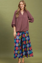 Load image into Gallery viewer, Umgee Balloon Sleeve Split Neck Blouse in Plum
