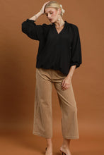 Load image into Gallery viewer, Umgee Balloon Sleeve Split Neck Blouse in Black

