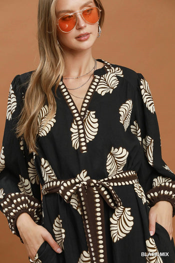 Umgee Mix Leaf Print Belted Midi Dress in Black Mix