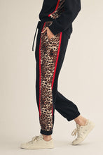 Load image into Gallery viewer, Jodifl Animal Contrast Accent Casual Sweatpants in Black
