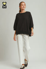 Load image into Gallery viewer, Umgee Textured Jacquard 3/4 Sleeve Pullover Top In Black
