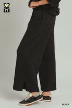 Load image into Gallery viewer, Umgee Textured Jacquard Straight Pants  in Black
