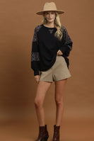 Umgee Leopard Mix Thermal Top in Black