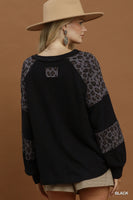 Umgee Leopard Mix Thermal Top in Black