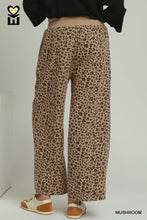 Load image into Gallery viewer, Umgee Leopard Jacquard Straight Pants in Mushroom

