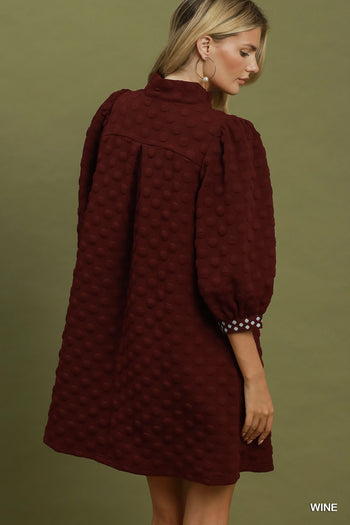 Umgee Jacquard Textured Swiss Dot Contrast Trim Shift Dress in Wine