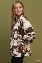 Load image into Gallery viewer, Umgee Cowhide Print Contrast Trim Blouse in Brown
