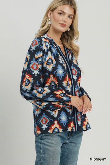 Umgee Abstract Medallion Print V-Neck Long Sleeve Blouse in Midnight