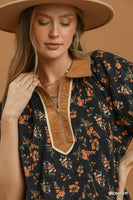 Umgee Floral Print Quarter Zip Contrast Collar Top in Midnight