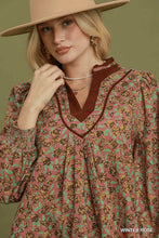 Load image into Gallery viewer, Umgee Floral Print Contrast V-Neck Long Sleeve Blouse in Winter Rose
