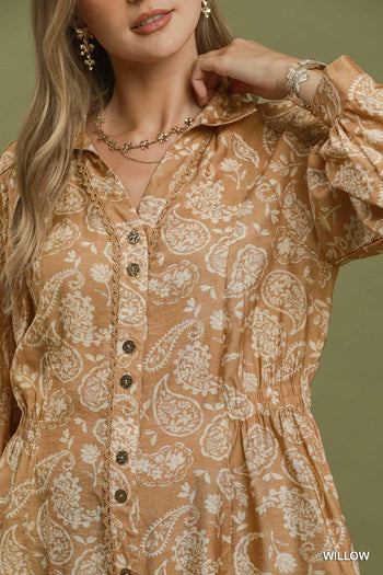 Umgee Paisley Print Button Front Peplum Blouse in Willow