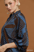 Load image into Gallery viewer, Umgee Abstract Leaf Print V-Neck Balloon Sleeve Blouse in Slate Blue
