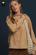 Load image into Gallery viewer, Umgee Relaxed Mock Neck Rib Pullover in Latte
