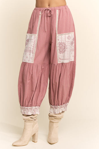 Davi & Dani Contrast Patchwork Bloomer Pants in Rose Pink