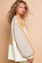 Load image into Gallery viewer, POL OVERSIZED Ribbed Knit and Quilted Top in Cream Multi
