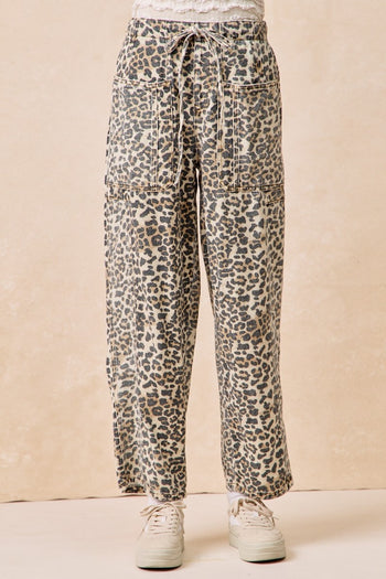 BiBi Leopard Print Barrel Leg Pants in Leopard