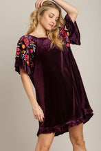 Load image into Gallery viewer, Umgee Velvet Mini Dress with Floral Embroidery in Eggplant
