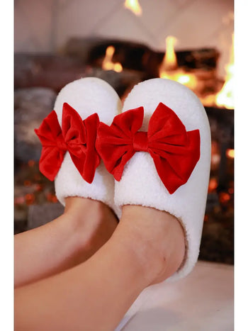 Jess Lea Cozy Bow Slippers in White/Red