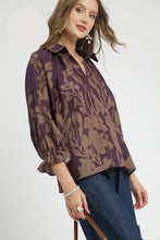 Load image into Gallery viewer, Umgee Two Toned Eucalyptus Print Top in Brown Mix
